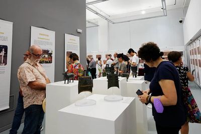 “万世师表--孔子文化主题展”暨山东文物文创国际巡礼西班牙站活动在马德里开幕